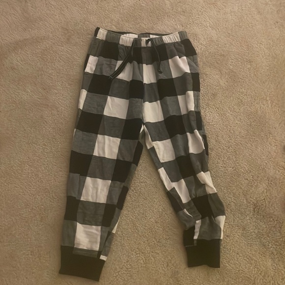 black and white plaid pajama pants. - Picture 1 of 3